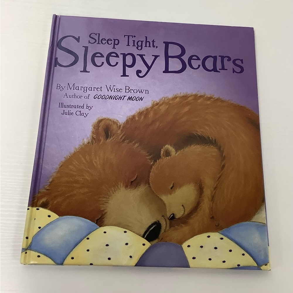 Sleep Tight Sleepy Bears book.